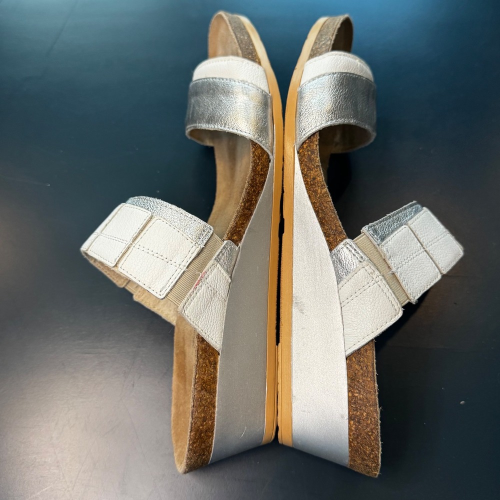 Naot Women 11 EU 42 Silver White Leather Wedge Slide Sandals Comfort L11 Israel - Picture 2 of 12